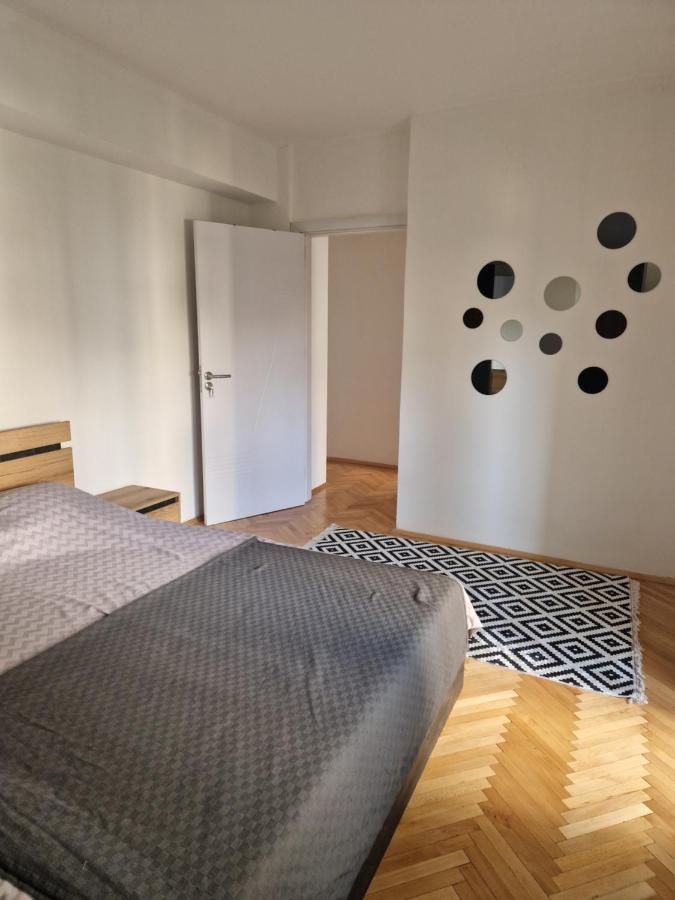 Comfy Center Apartment 스코페 외부 사진