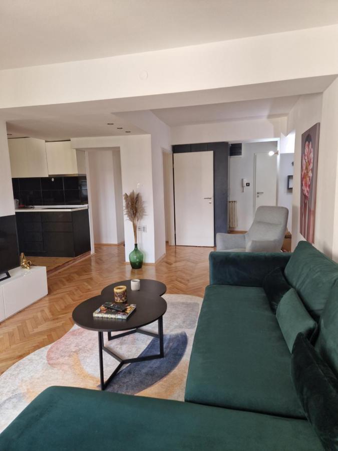 Comfy Center Apartment 스코페 외부 사진