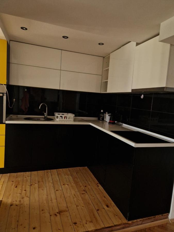 Comfy Center Apartment 스코페 외부 사진